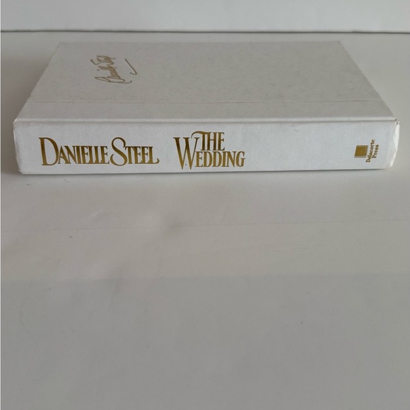 Danielle Steel 'The Wedding' Hardcover Book - White and Gold - Picture 9 of 10